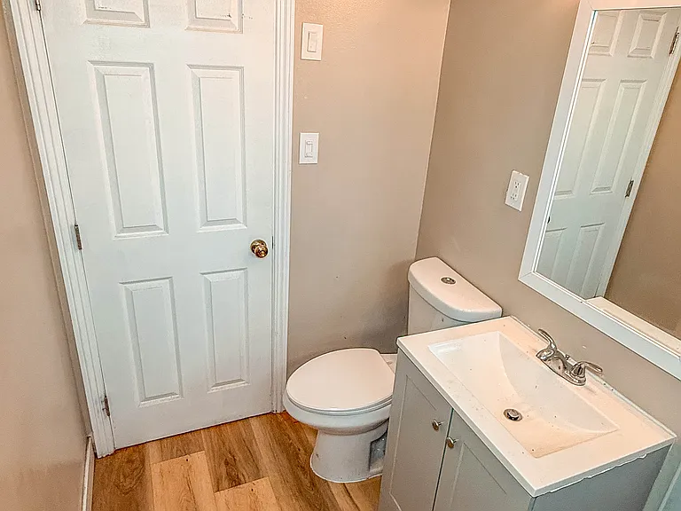 2703 Center St — Photo 13
