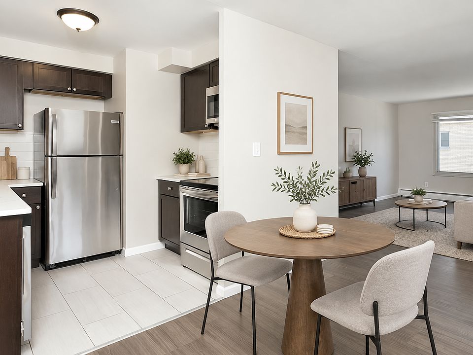 1st image of 3330 Greenfield Rd #16