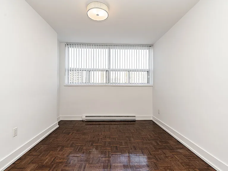 265 Dixon Rd — Photo 9