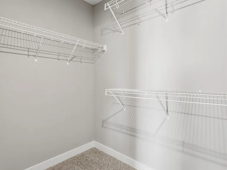 16545 Yellowwood Dr — Photo 24