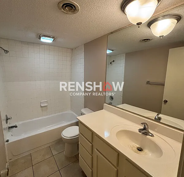 6620 Poplar Woods Cir S — Photo 5