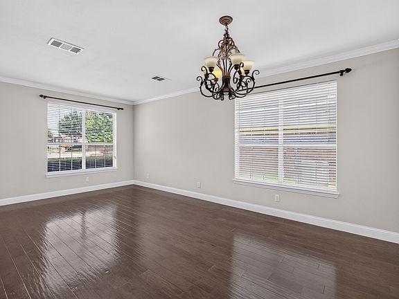 3rd image of 4521 Chaparral Creek Dr