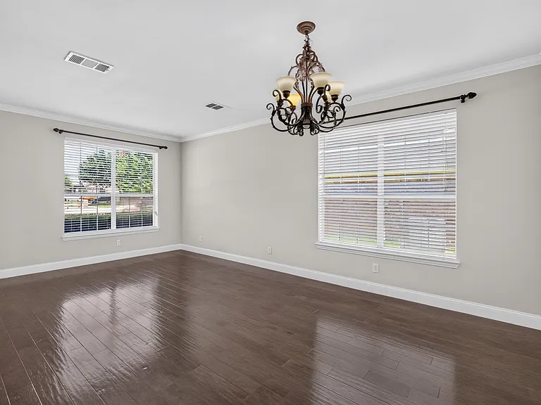 4521 Chaparral Creek Dr — Photo 3