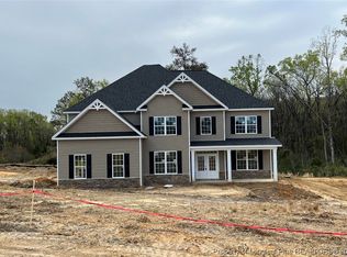 6132 Shannon Woods Way, Hope Mills, NC 28348