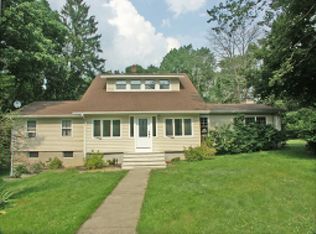 8 Jacobus Ln, Towaco, NJ 07082