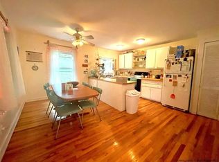 4 Underwood St APT 3, Saugerties, NY 12477