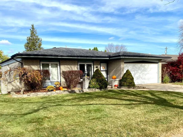 14587 Joanise Dr, Sterling Heights, MI 48312