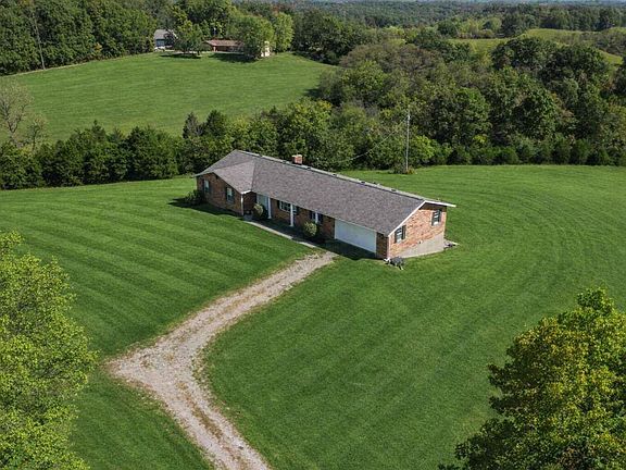 2nd image of 1790 Owenton Rd
