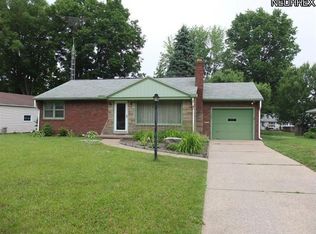 4005 Crestwood St NW, Canton, OH