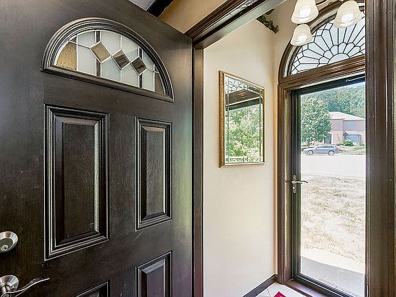 3rd image of 1213 Santa Fe St