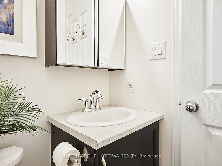 2625 Longfields Dr — Photo 10
