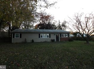 2 Edgewood Rd, Dover, DE 19901