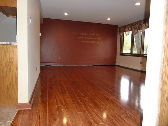 3rd image of 9915 Avenida Del Norte St