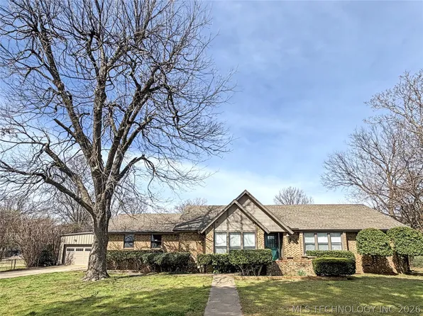 445 E Keetoowah St, Tahlequah, OK 74464