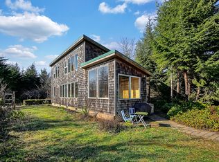 5275 Yaquina Bay Rd, Toledo, OR 97365