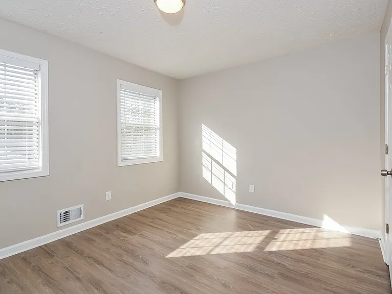 2282 Martingale Ln — Photo 15