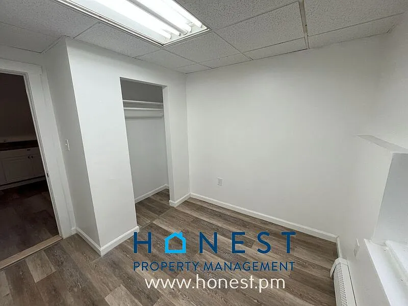 1 bed, 1.0 bath, 432 sqft, $1,015 — Photo 4