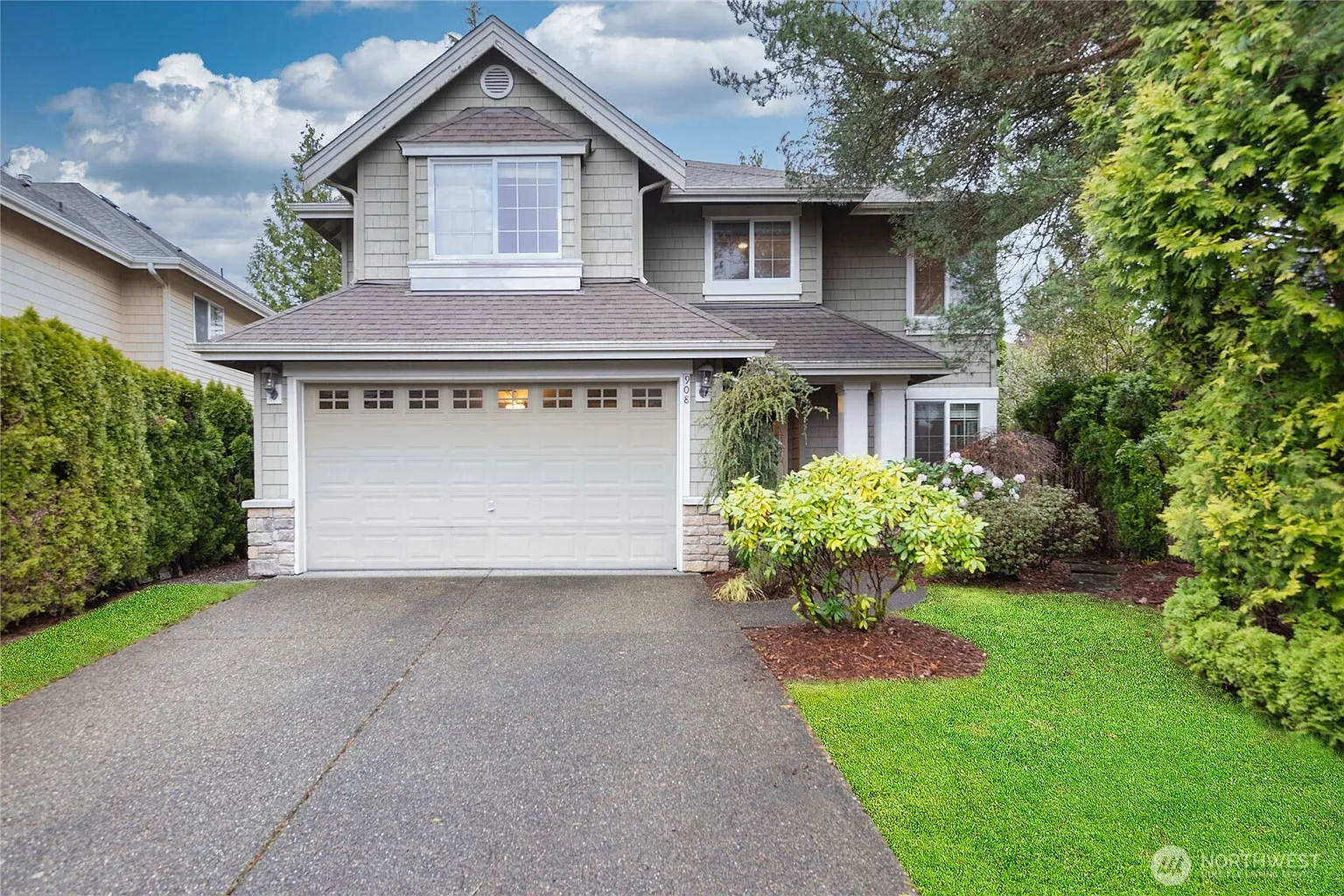 908 274th Way SE photo 1