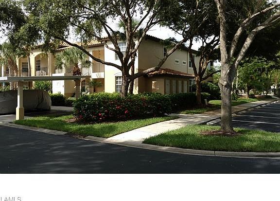 2nd image of 20851 Hammock Greens Ln Unit 104