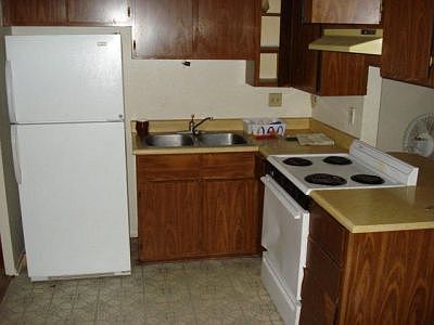 2 BR Kitchen