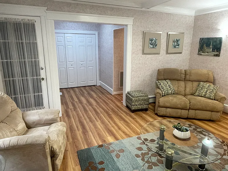 136 Russell St #1A — Photo 8