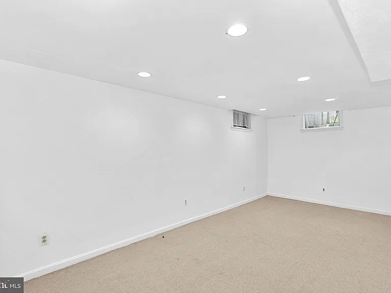 5405 Hampton Forest Way — Photo 35