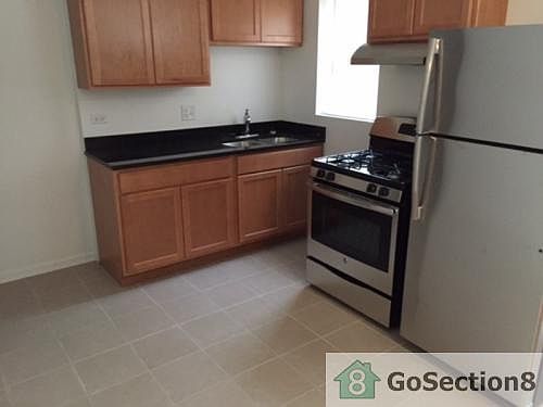 2nd image of 7613 S Yates Blvd #3
