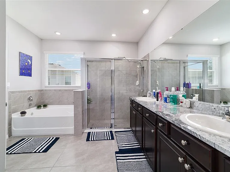 8521 SW 59th Ter — Photo 34