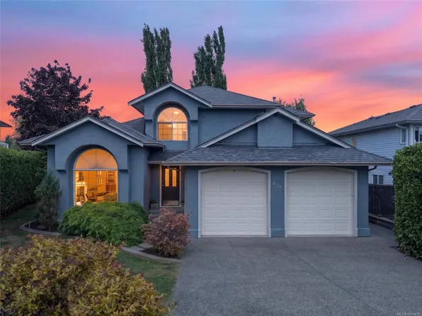 684 Hudson Rd, Campbell River, BC V9H 1R9