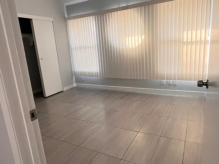 Roscoe Townhomes — Photo 50