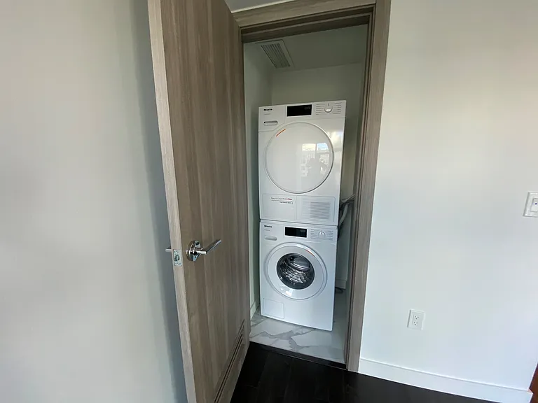 8555 Capstan Way #1206 — Photo 6