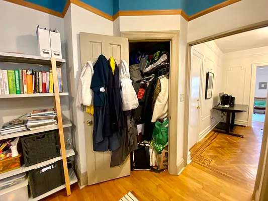 Rented by Remax Real Estate Professionals | media 63