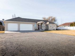 4007 Keene Rd, Richland, WA 99352