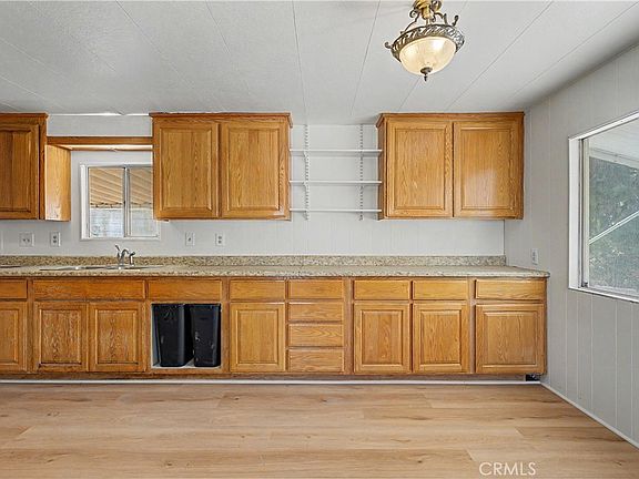 5th image of 18580 Decker Rd