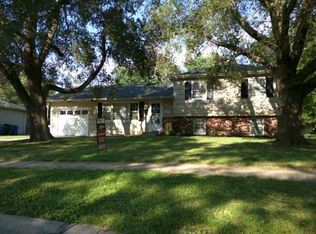 702 S Church St, Olathe, KS 66061