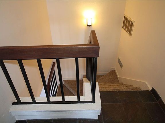 5th image of 4800 Northway Dr APT 8C