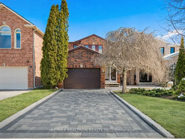 31 Cougar Ct, Richmond Hill, ON L4S 1H7