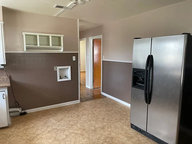 417 Stephens St — Photo 6