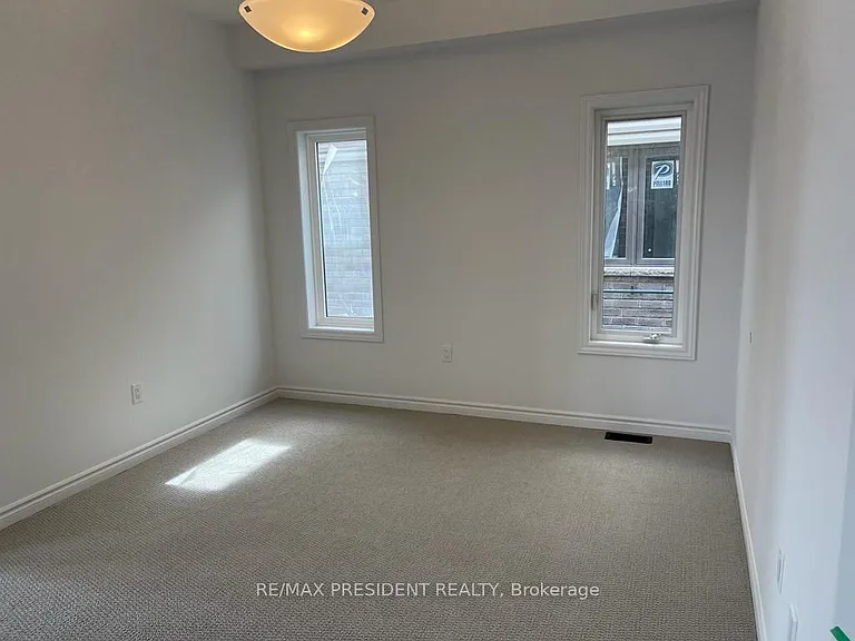 35 Whitton Dr — Photo 14