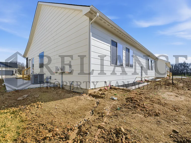 5249 N Pinecrest St — Photo 4