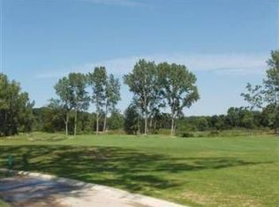 233 Ridgeway Ct, Benton Harbor, MI 49022