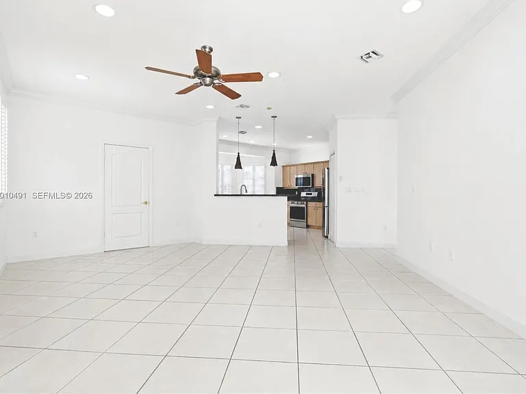 15203 SW 142nd Ave — Photo 17