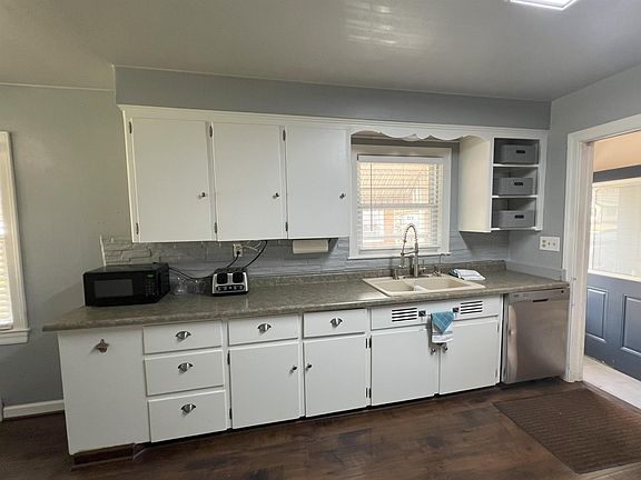 2nd image of 5424 Dale Ave