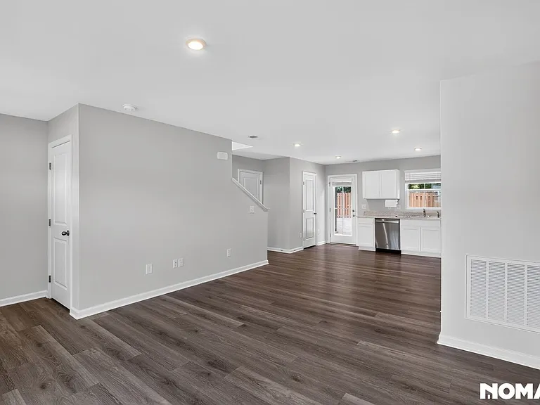 200 Harvest Hill Ln — Photo 15
