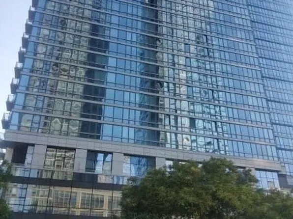 627 42nd St Unit 38, New York, NY 10036