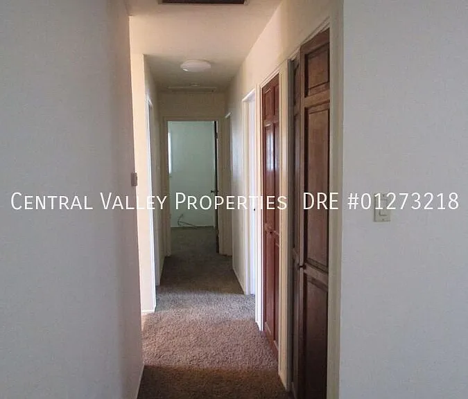 134 E 22nd St — Photo 7