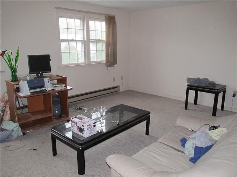 2nd image of 110 W Main St APT 11