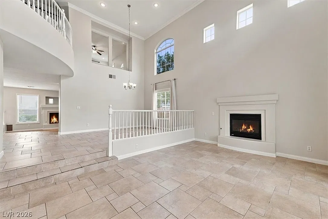 5 bed, 3.0 bath, 3297 sqft, $3,150 — Photo 3