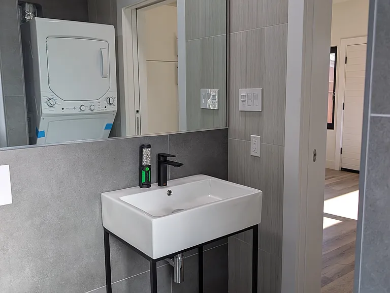 3636A Jefferson Ave #1 — Photo 8