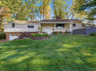 113 Barchester Way, Westfield Town, NJ 07090